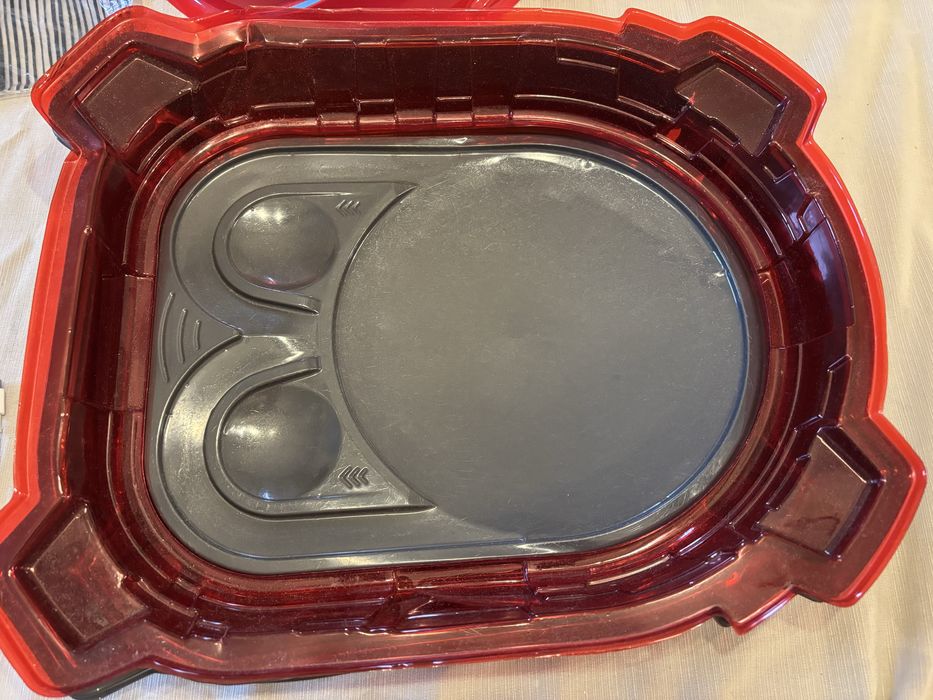 Колекция Бей Блейд и Надо и др.