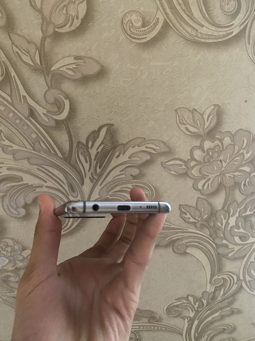 Samsung S10+ 8/128Gb Vetnam