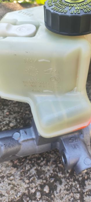 Спирачна помпа w212