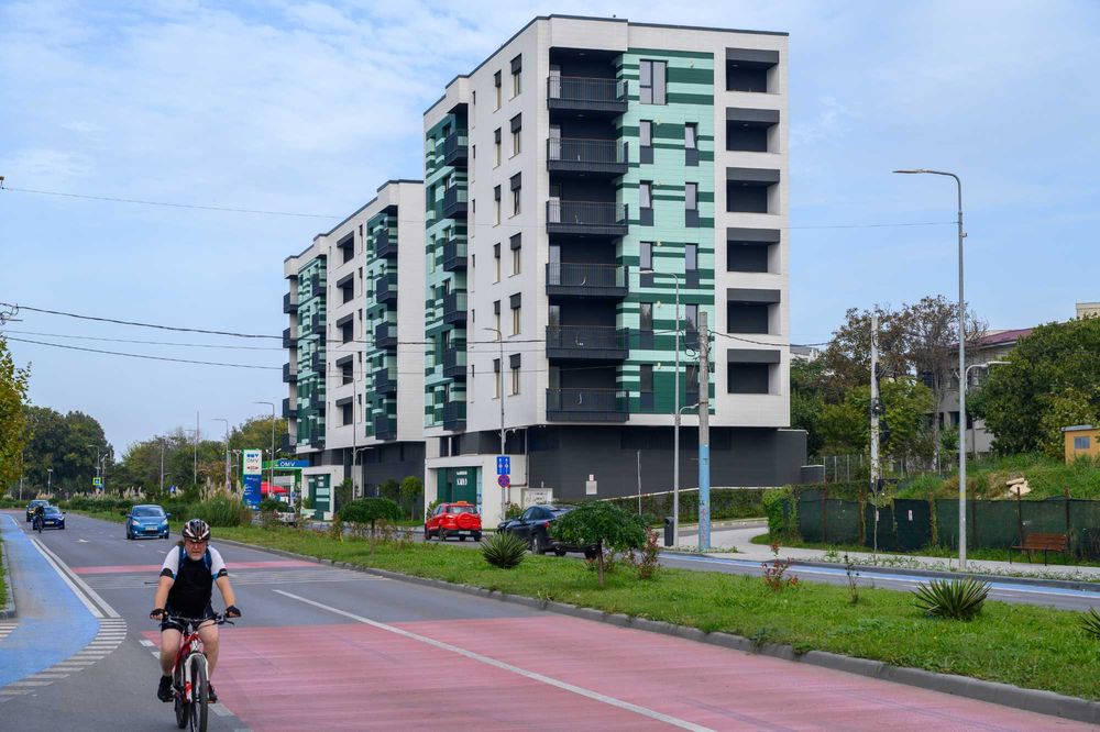 Black Friday Decembrie! Ap. 2 camere Bd Mamaia 294B colt cu Unirii