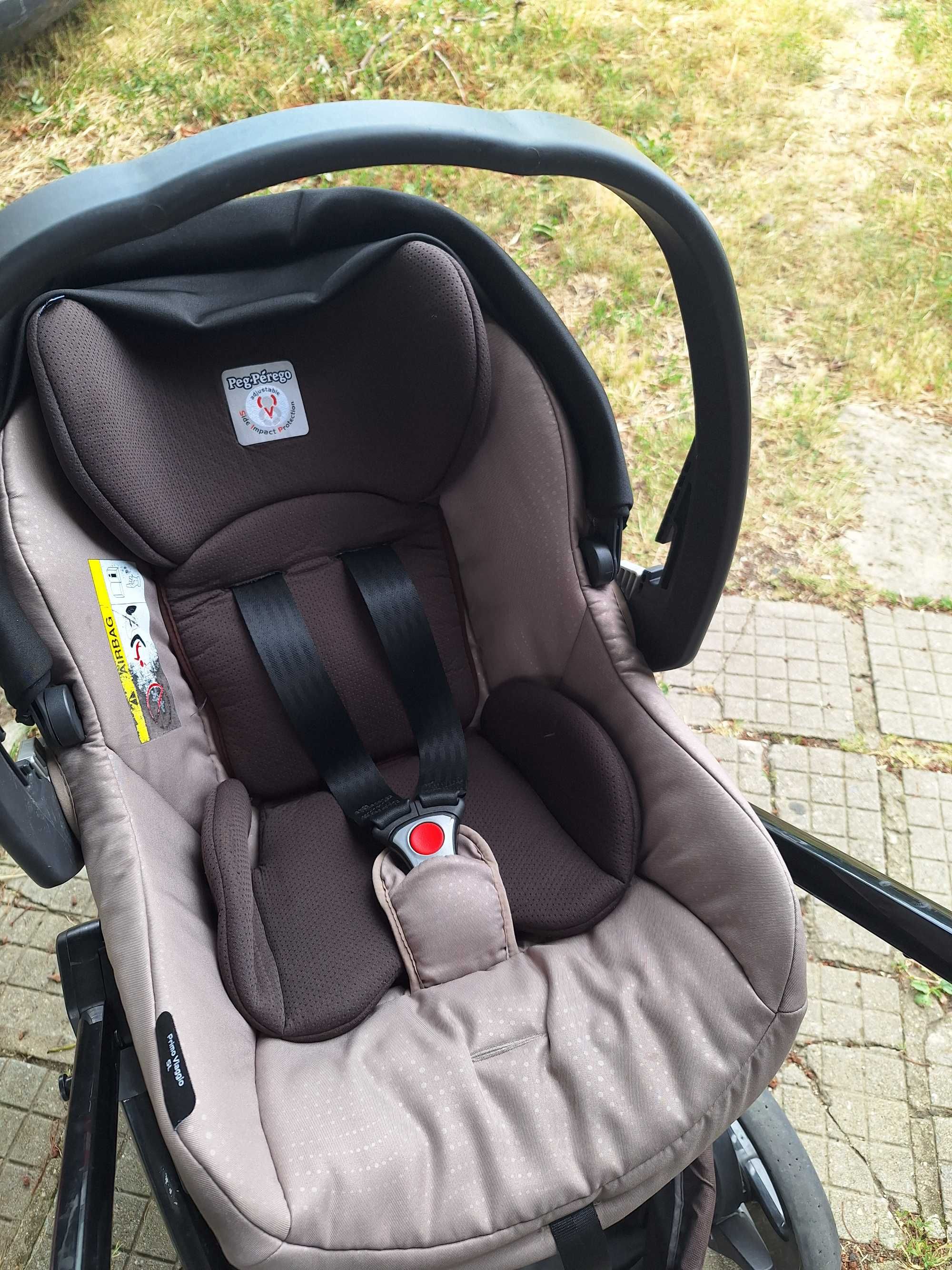 Бебешка количка Peg Perego 3 в 1 в добро състояние