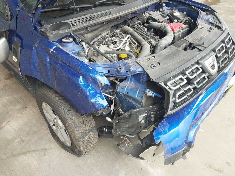 piese auto  DACIA DUSTER 2020  1.3 TCE 4X2/1.6 tce 4x2 caroserie far