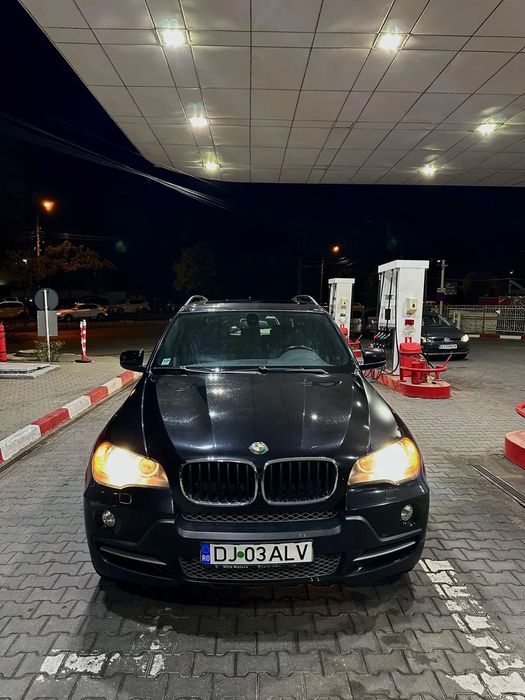 BMW X5 BMW X5 - Masina de familie