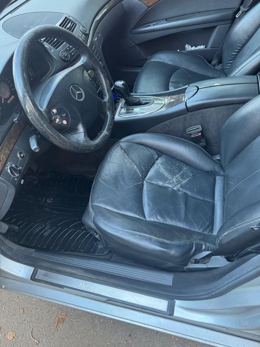 Vand mercedes w211 anul 2006 motor 2.2 150 cp