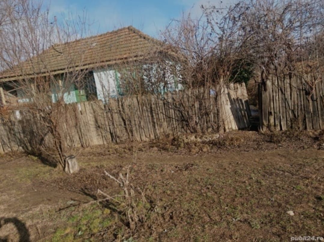 casa batraneasca în amara Judetul buzau