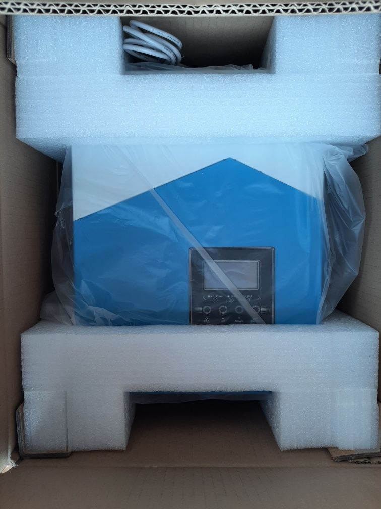 Invertor hibrid EASUN 7kw 1. Invertor solar cu undă sinusoidal