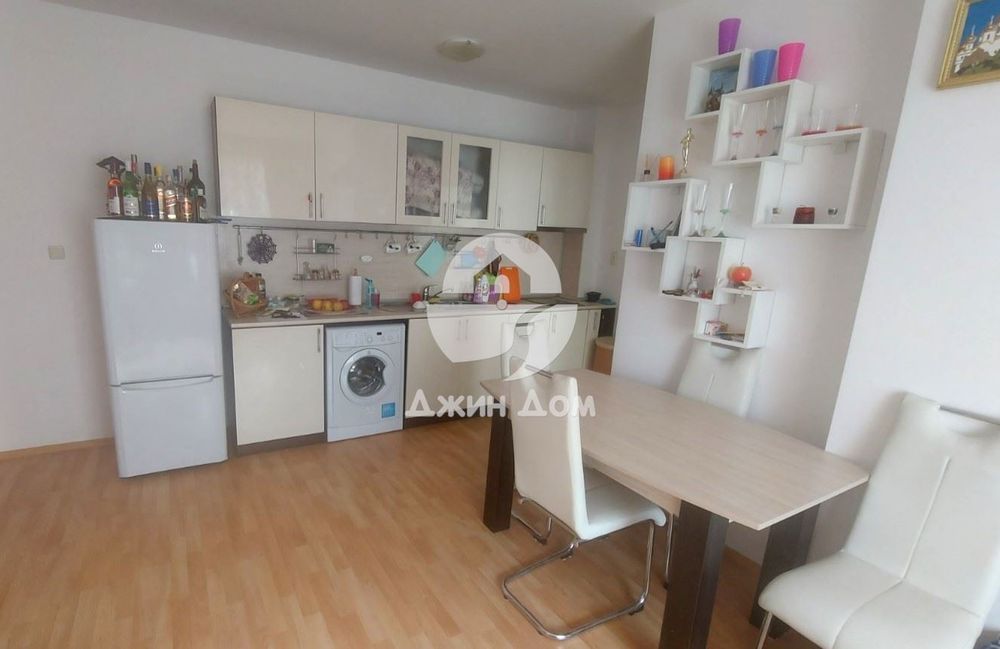 Продава се Тристаен апартамент в к.к. Слънчев бряг - 70 кв.м за 858 €/кв.м - Снимка #1
