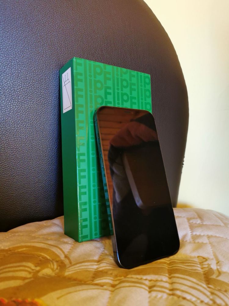 iPhone 12 Pro Max 128GB – Отлично състояние, 100% батерия