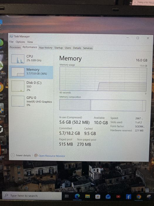 Laptop 16 GB RAM si 512 SSD