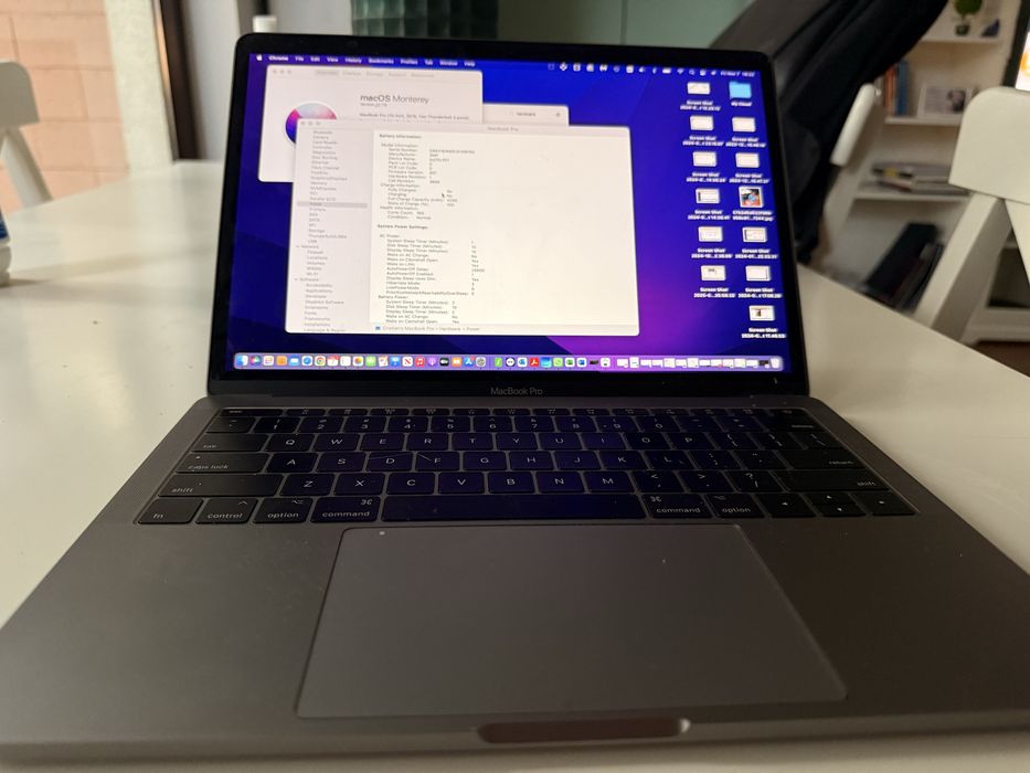 Vand laptop MacBook pro 13 inch