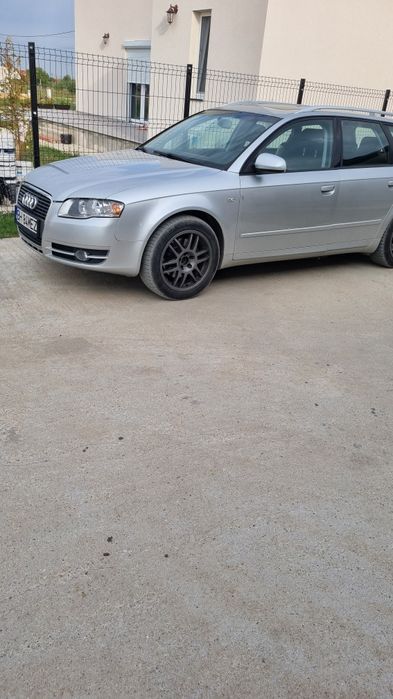 Masina familiei audi A4 Quatro 2 L