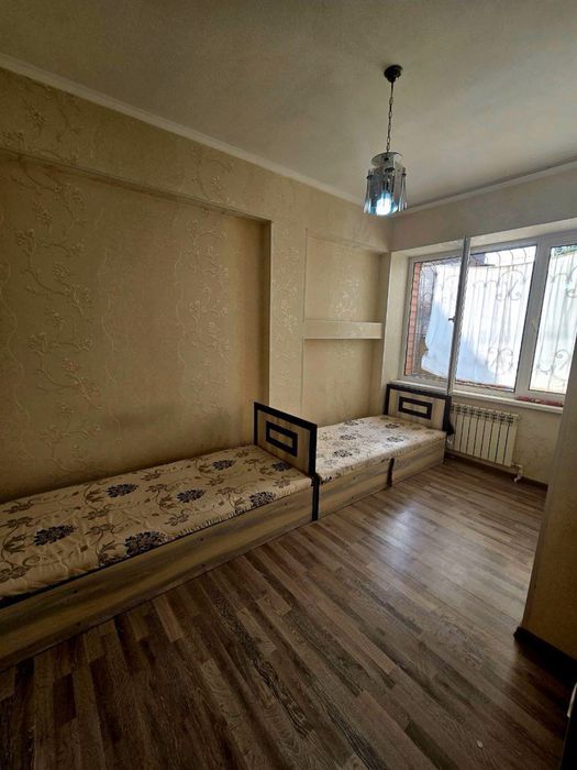 Продается 3 ком квартира дуплекс студия.М.Горький . 69000$