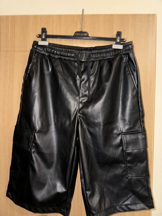 Pantaloni BooHooMan din piele noi
