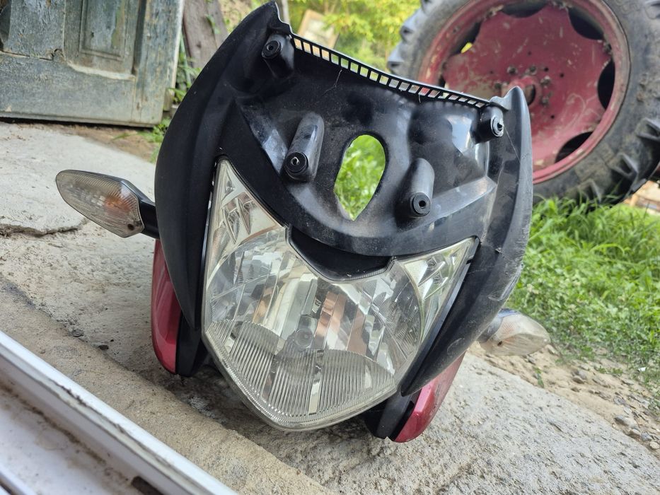 Vând motocicleta Honda cbf 125