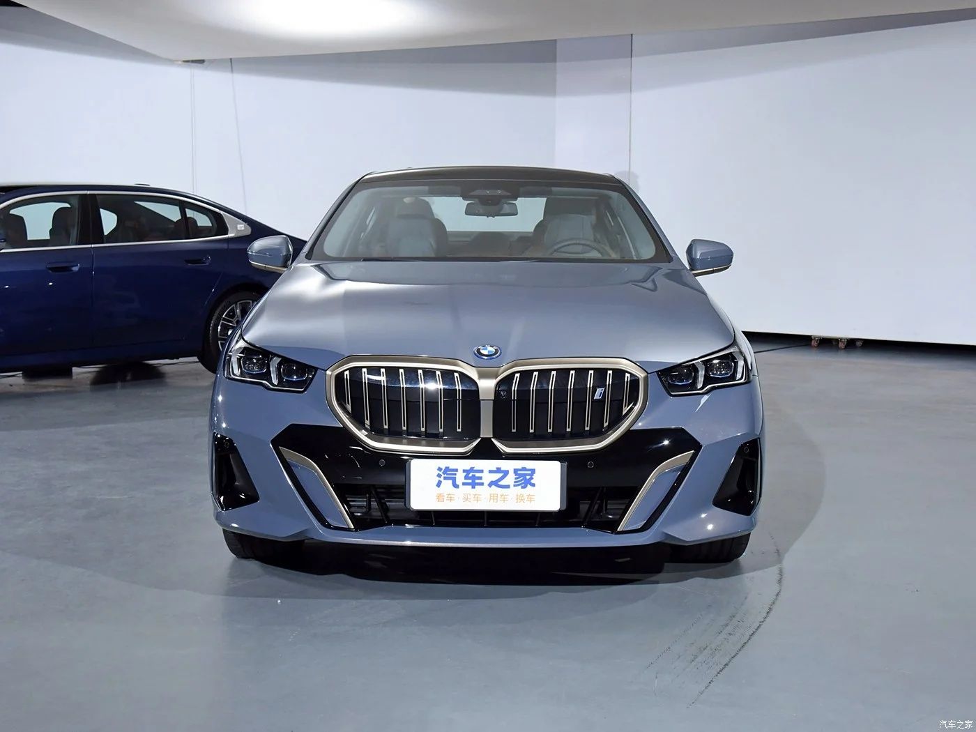 BMW I5 year 2025