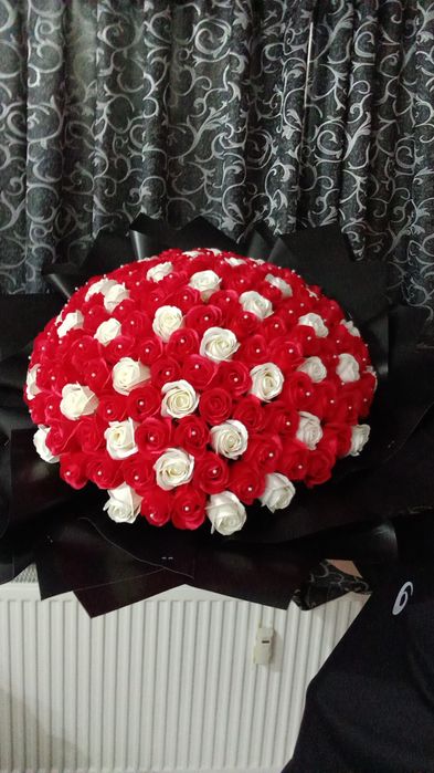 Buchete flori din sapun sau naturale