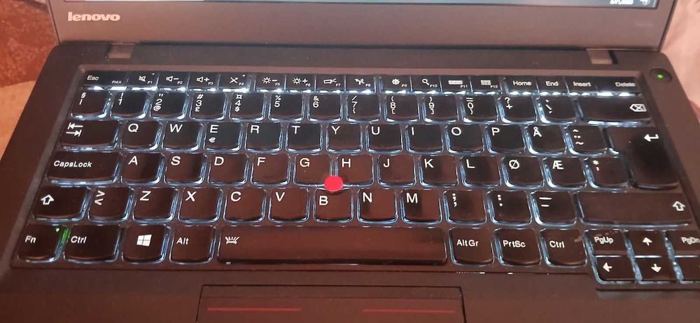 Tastatura originala Lenovo iluminata modele in anunt