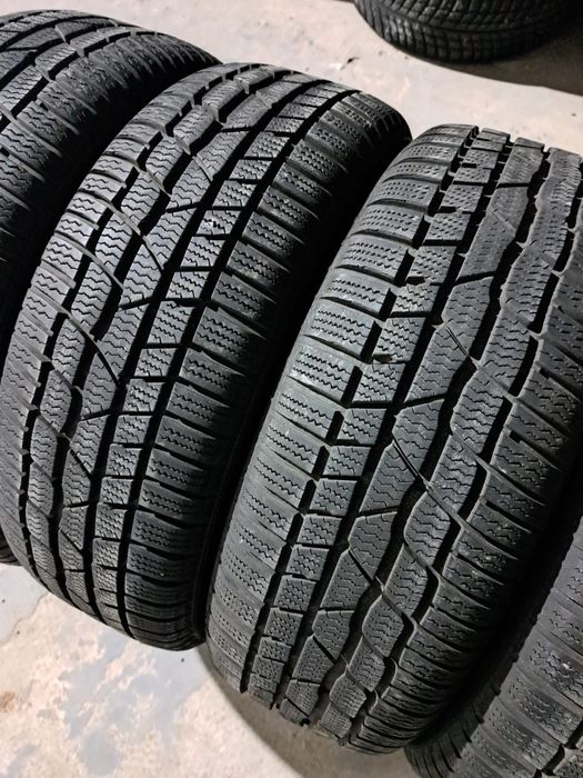 4 anvelope iarnă 205 50 r17 Continental