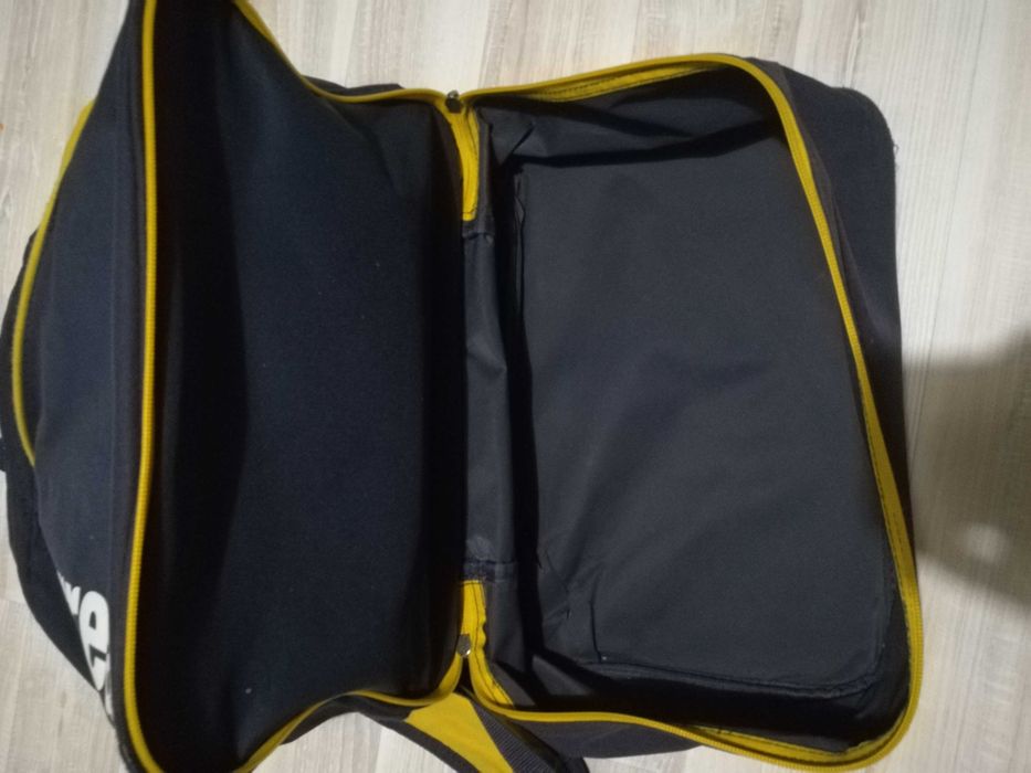 Errea сумка, в хорошом состояние