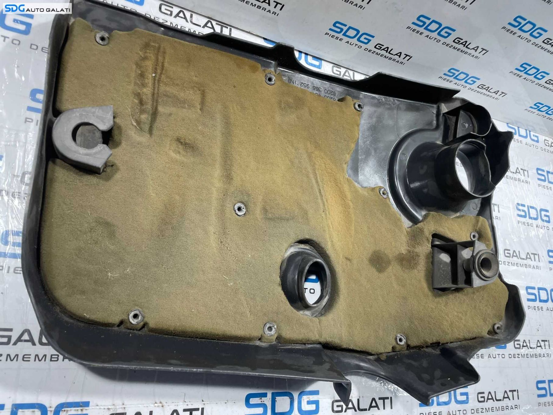 Capac Plastic Protectie Motor Renault Scenic 2 1.5 dCi 2003 - 2009 8200404674 8200365952 [L4628]