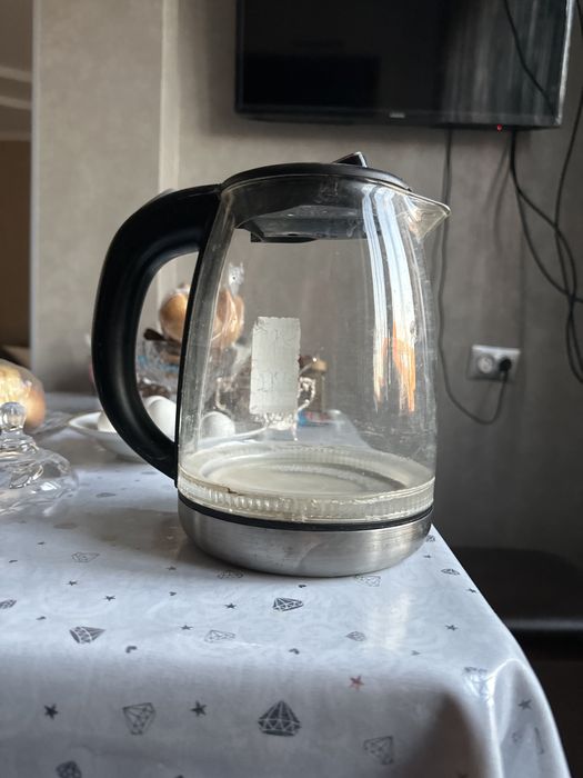 Продам чайник электрический