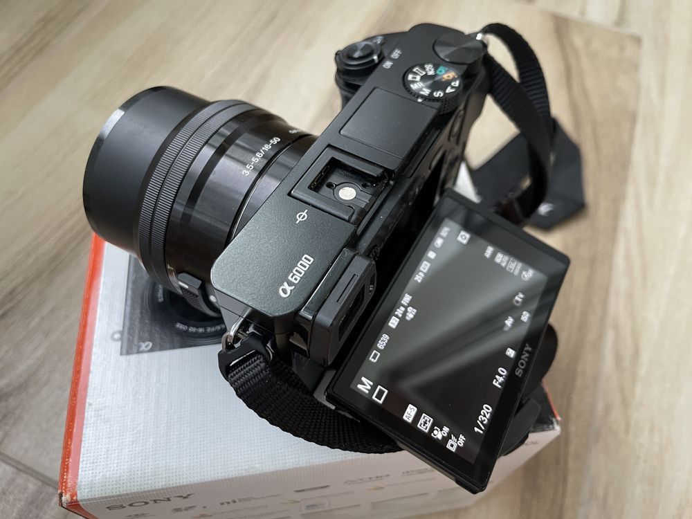 Sony Alpha6000/A6000 - 16-50mm F3.5-5.6 - Shutter Count 8082