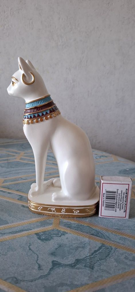 Продам статуэтку сувенирную