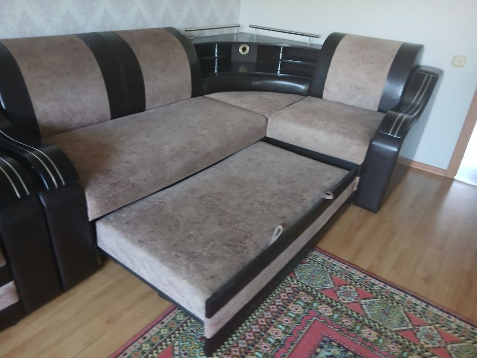 Продам угловой диван