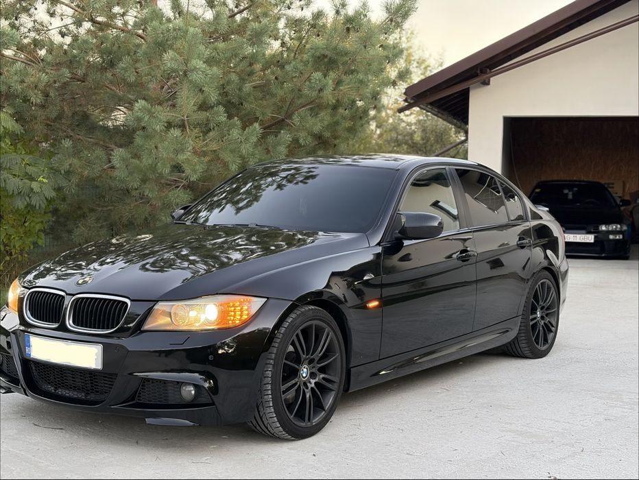 Vând bmw seria 3 e90 facelift