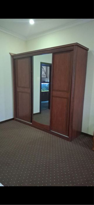 Продается б/у мебель, подставки для тв стеклянные