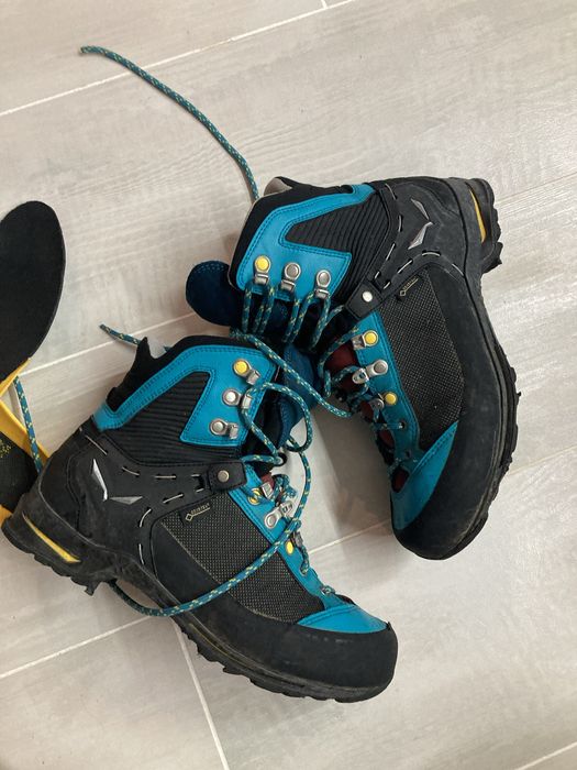 Bocanci Salewa goretex 38