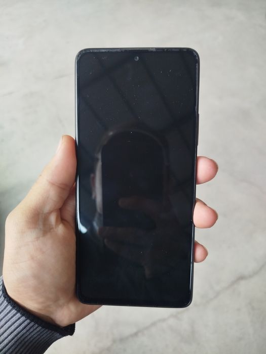 "Redmi Note 10 Pro 6 128 GB Yaxahi xolatda"
+9989“Redmi Note 10 Pro 6