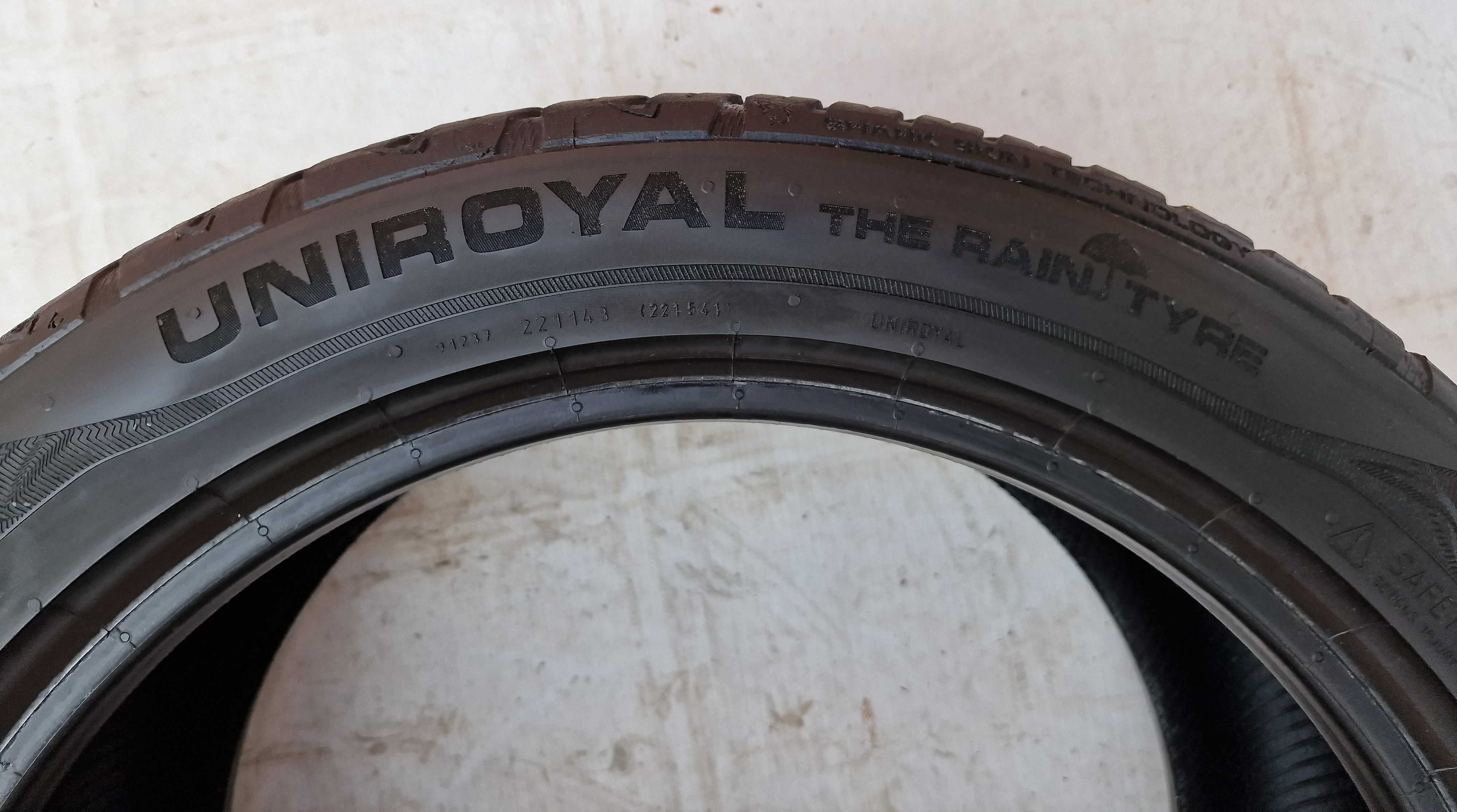 Anvelope 235/45/17 vara UNIROYAL RAIN SPORT 3