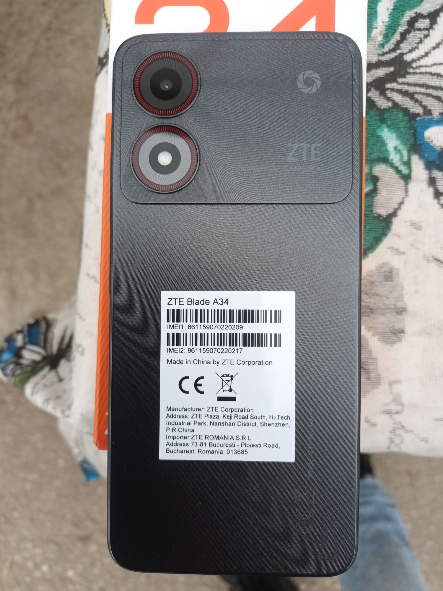 Telefon zte a34.