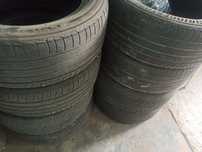 Балонлa бор бу 2 каплект
Донаси 50000 дан 
BRIDGESTONETURANZA 225.55