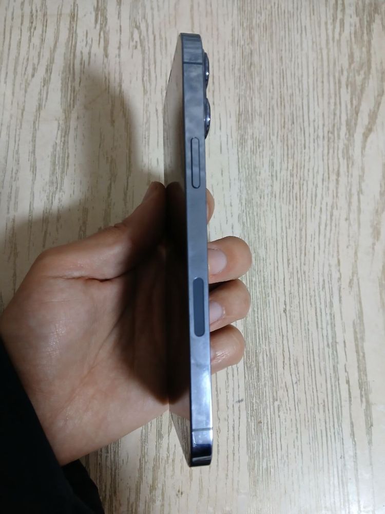 Iphone 13 max sotiladi