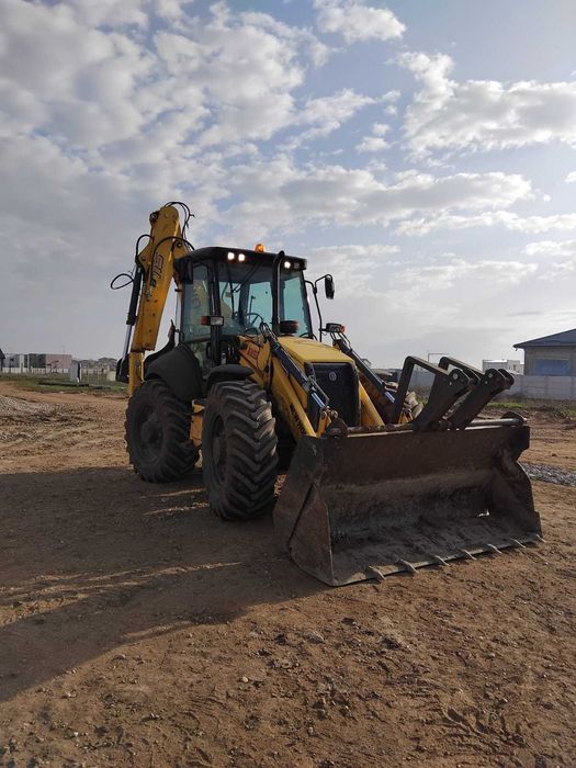 New Holland B115 Buldoexcavator/Posibilitate finantare leasing!