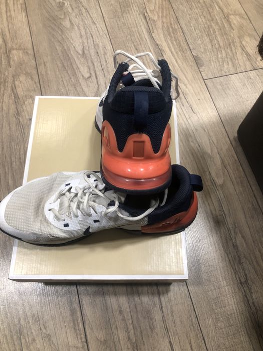 Летни маратонки NIKE размер 41,стелка размер26см.Запазени за момче