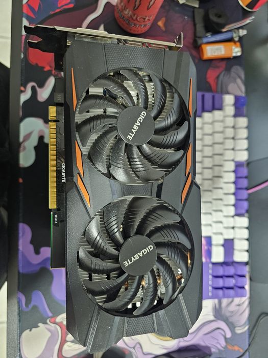 Ryzen 5 7500f /  750w Seasonic