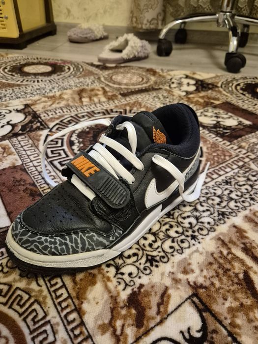 Sneakers nike air jordan Legacy