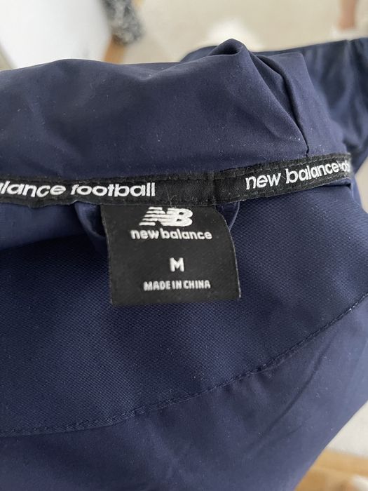 Якета new balance М
