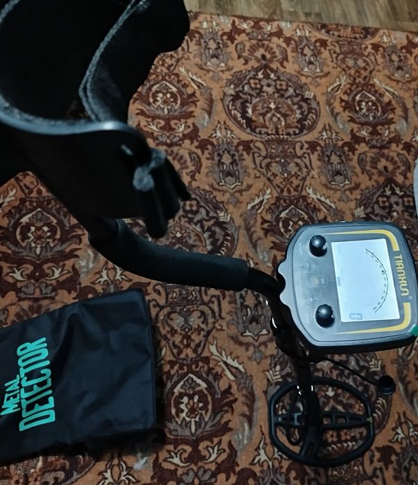 Продается металлоискатель