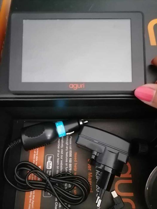 Сателитната навигационна система AGURI Motorhome & Caravan RV520 DVR