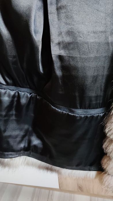 LA JUMATATE DE PRET,Haina de blana ,VANZARE RAPIDA ,noua,,fără etich