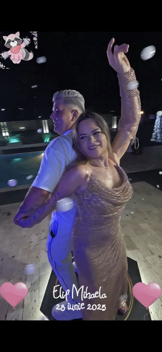Rochie bijuterie deosebită