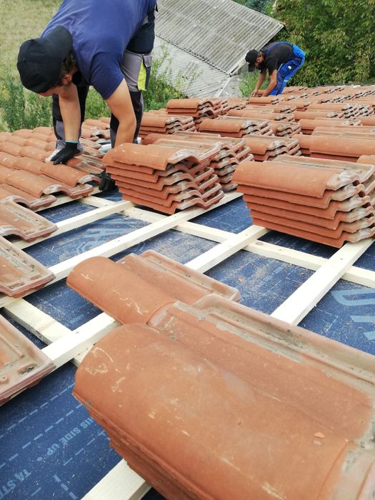 Acoperisuri jgheaburi burlane terase reparații dulgherii mansardari