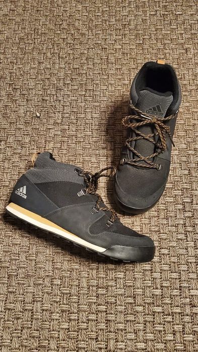 Nike Air Jordan...
