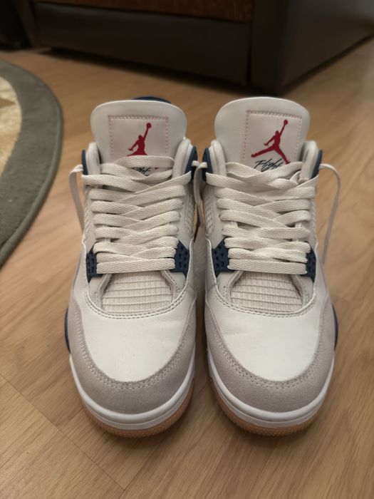 Jordan 4 SB Navy