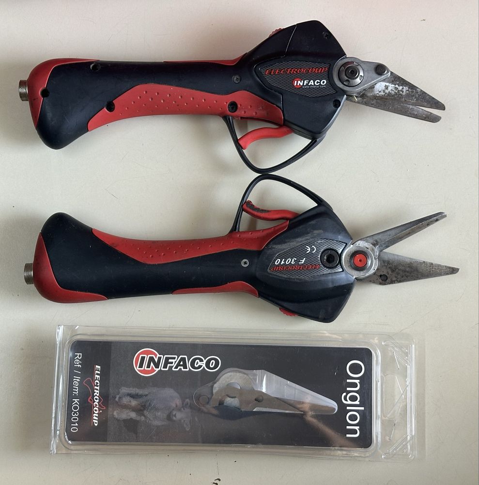 Foarfecă electrică profesională INFACO F3010 (cu valiză și accesorii)