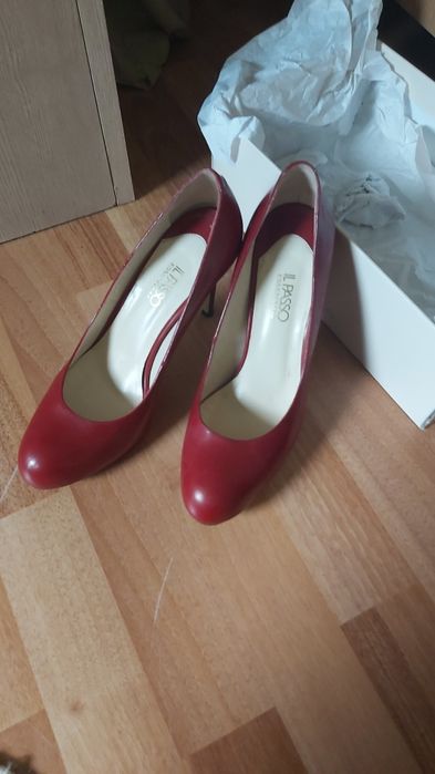 Pantofi eleganti piele